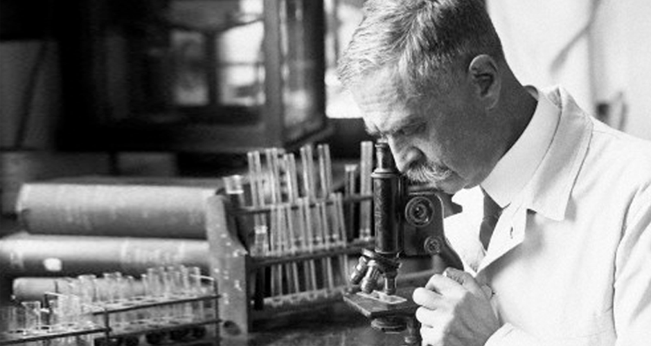 Laboratory solid-state materials research equipment and crystal imagery